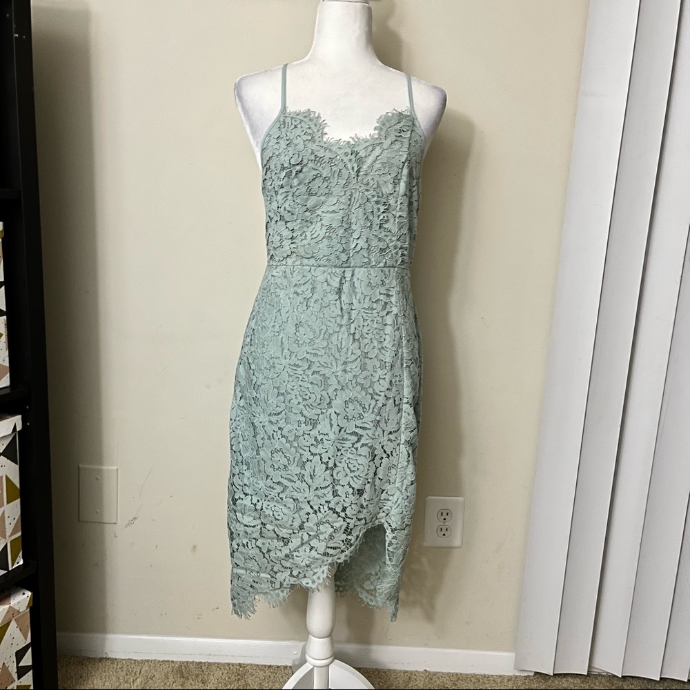 Lulus| Women’s mint blue lace bodycon dress Size L